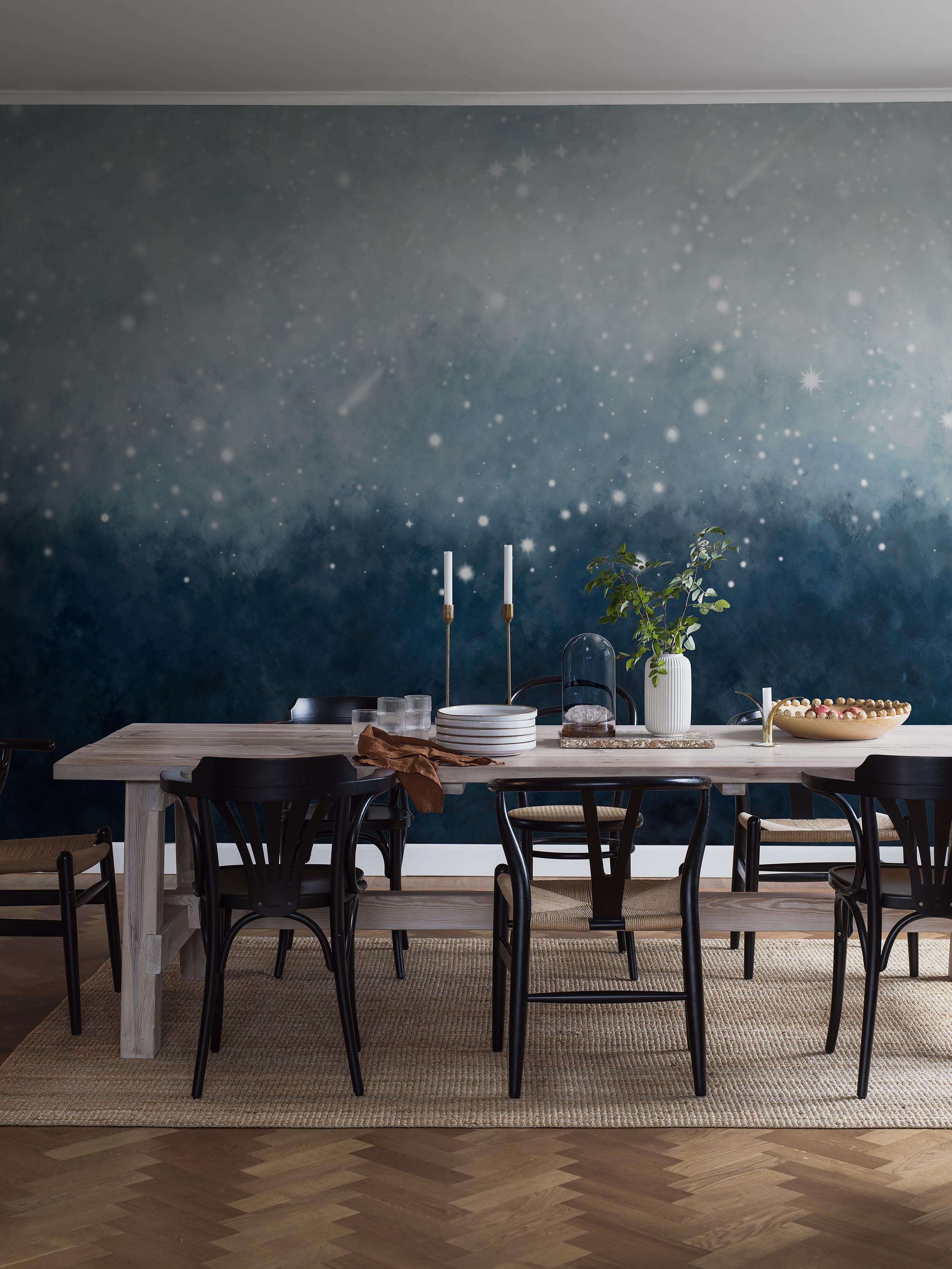 9423W_GradientPaintingSky_Diningarea_Roomshot.jpg